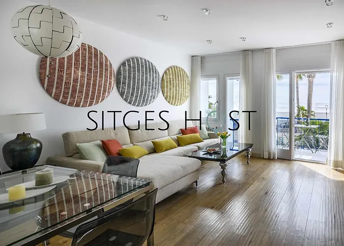 A 20 Metros De La Playa *