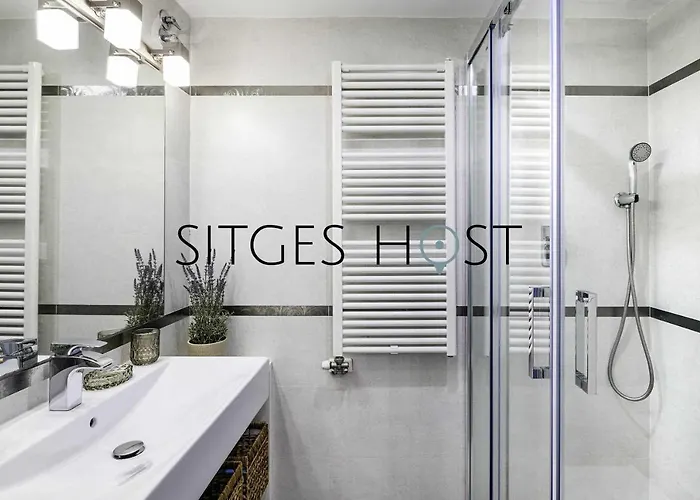 A 20 Metros De La Playa *